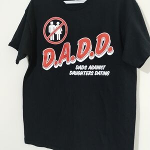 Gildan Black D.A.D.D. Graphic MensT-Shirt Dad's Against Daughters Dating